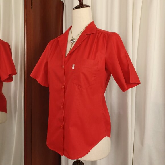 Vintage Levi's Cotton Blend Button Up Top, Tomato Red, Small, Like New Condition - Picture 3 of 11
